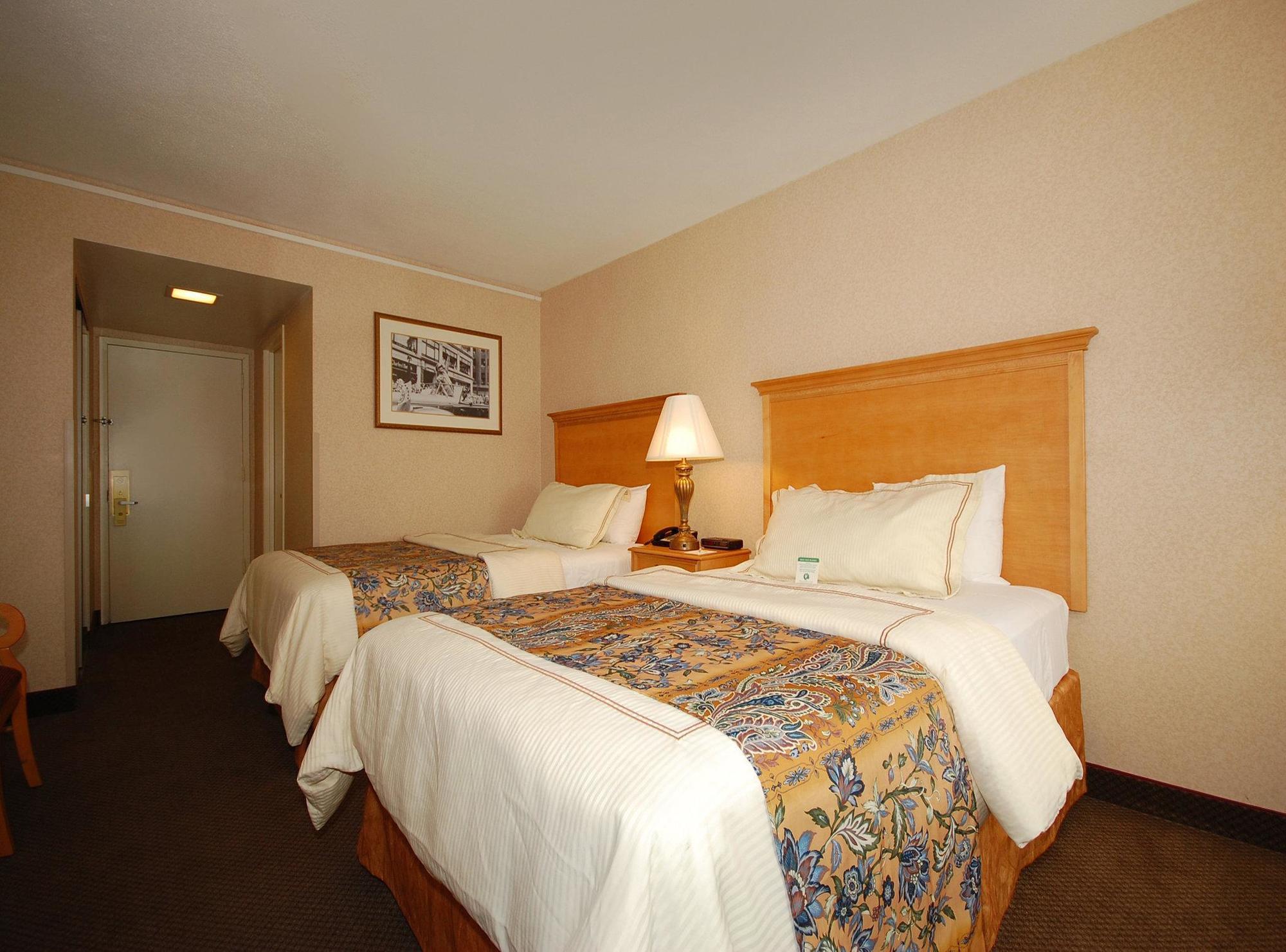 Quality Inn Iwo Jima Arlington Extérieur photo