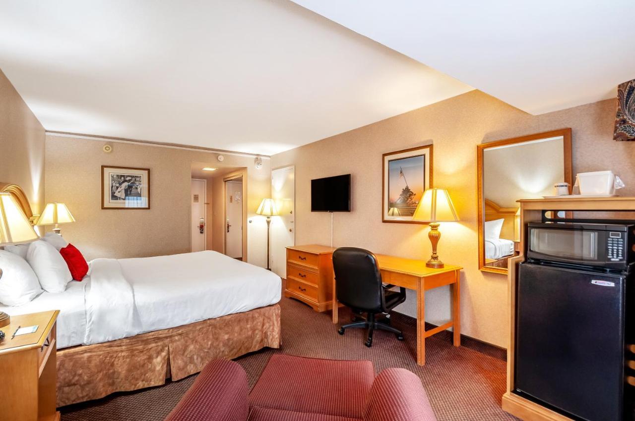 Quality Inn Iwo Jima Arlington Extérieur photo